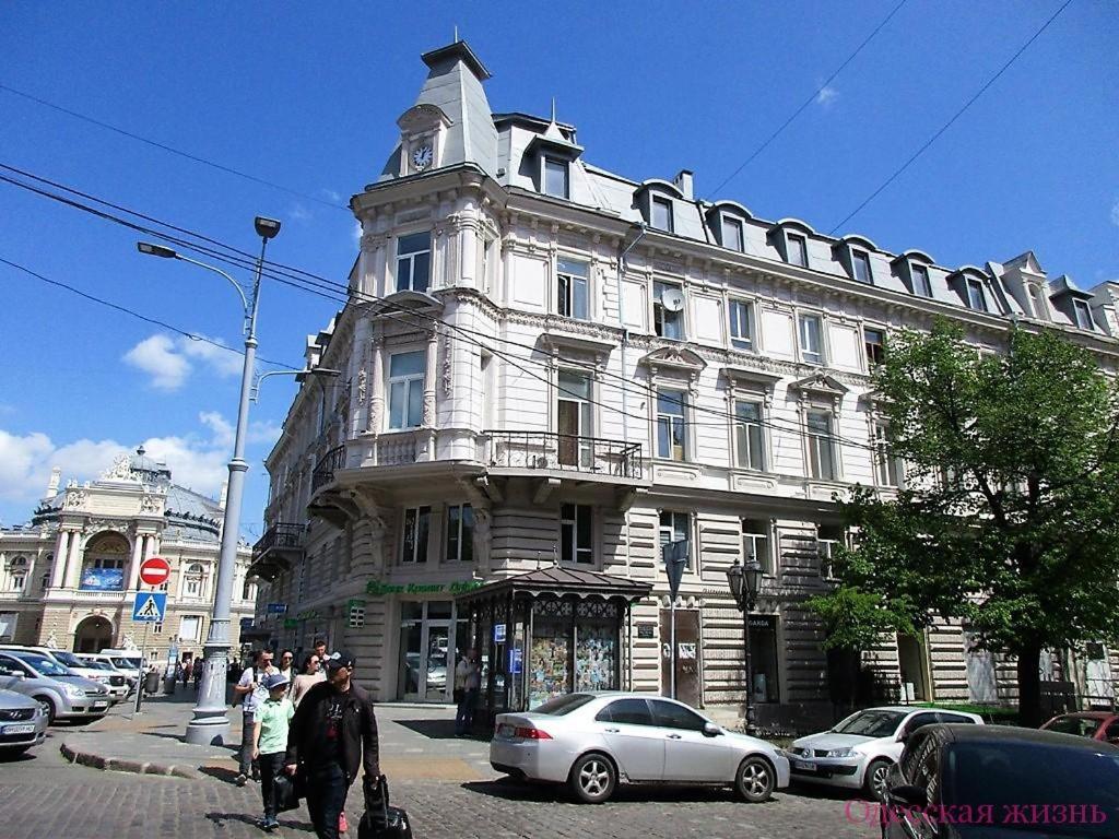 Art Apartments On Deribasovskaya Odesa Exterior foto